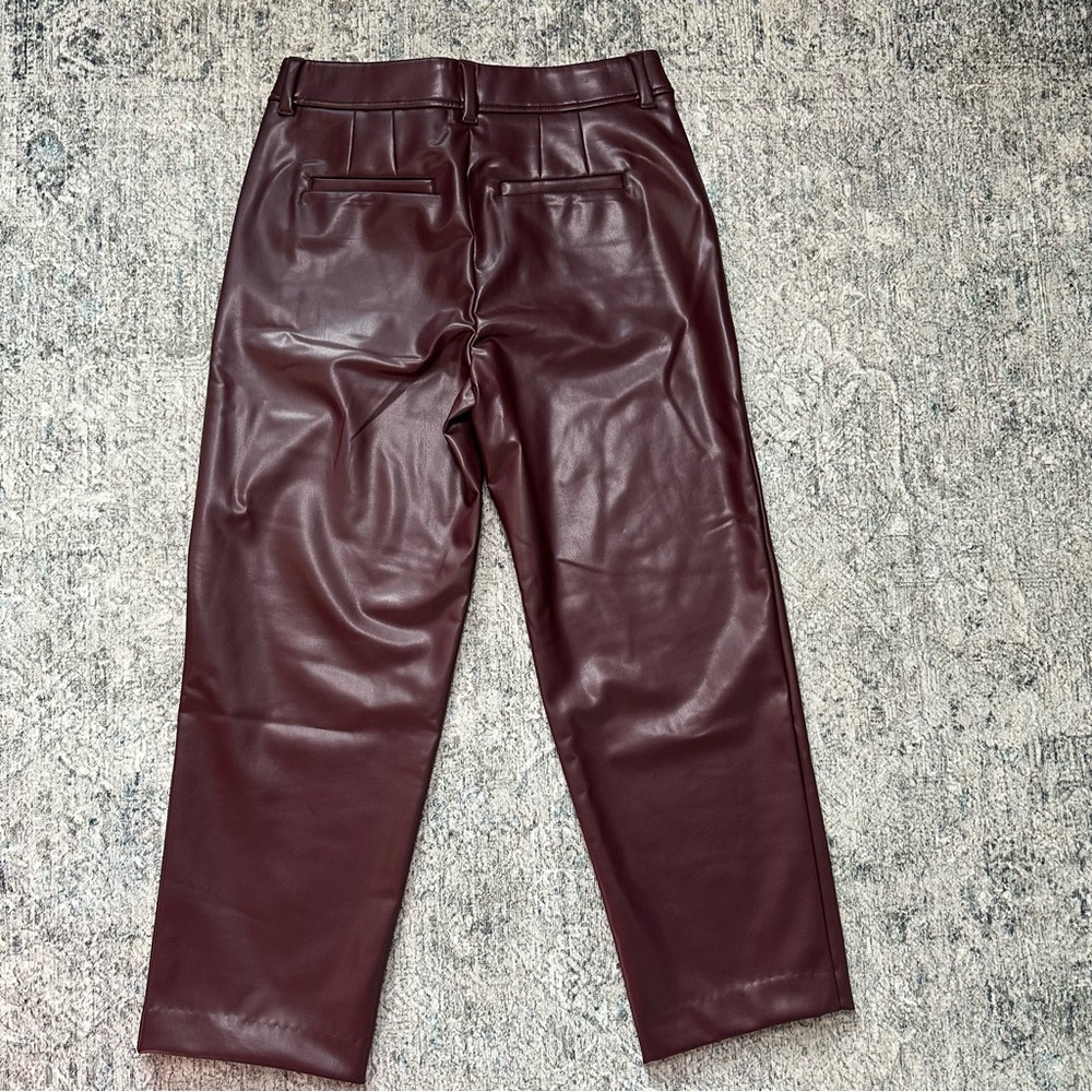 Talbots FAUX LEATHER STRAIGHT ANKLE PANTS Size 4 - Picture 5 of 7